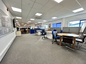 Eagle Rd, Plymouth to rent Interior Photo- Image 2 of 4