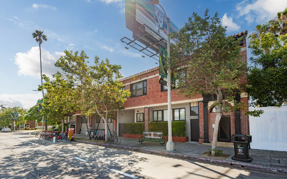 923-933 Venice Blvd, Venice, CA for sale - Building Photo - Image 1 of 33