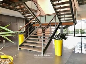 284 Allée Alexandre Borodine, Saint-Priest to rent Lobby- Image 1 of 2