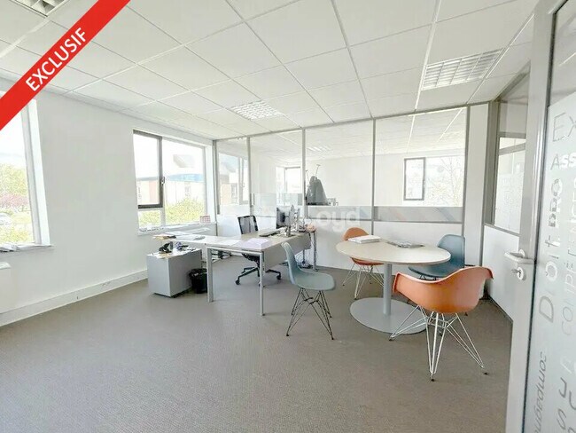 Vente Bureaux 137 m²
