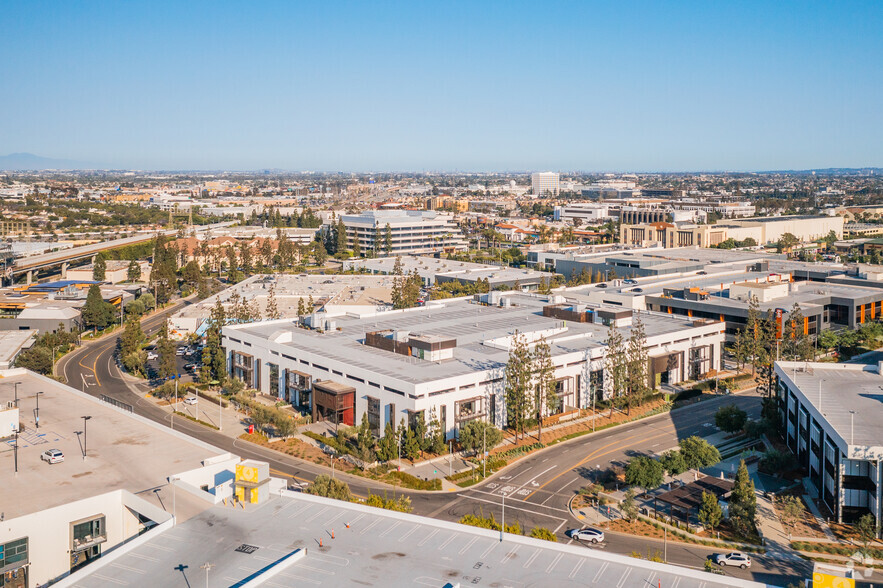 800 Apollo St, El Segundo, CA for rent - Aerial - Image 2 of 10