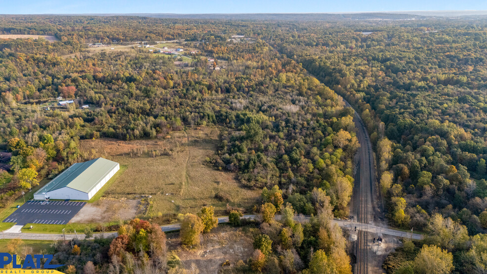 Logangate Rd, Youngstown, OH for sale - Building Photo - Image 3 of 7