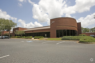 6621 Bay Cir, Peachtree Corners, GA for rent Building Photo- Image 1 of 9