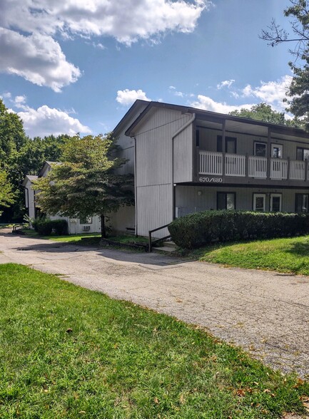 670-680 Hancock Ave, Akron, OH for sale - Building Photo - Image 1 of 15