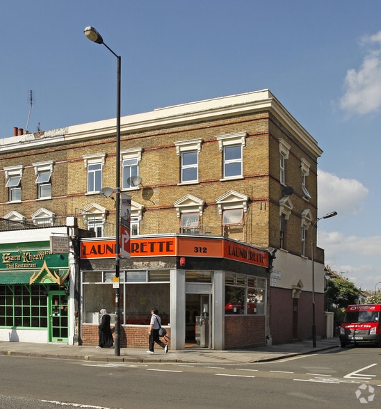 312 Uxbridge Rd, London for sale - Primary Photo - Image 1 of 1