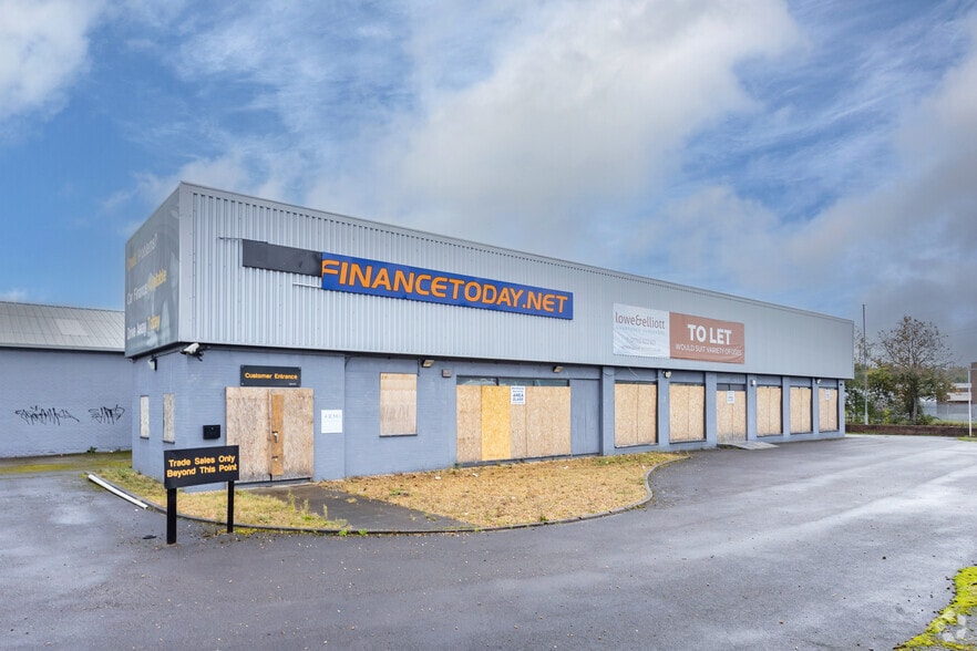 404 Victoria Rd, Stoke On Trent to rent - Building Photo - Image 2 of 2