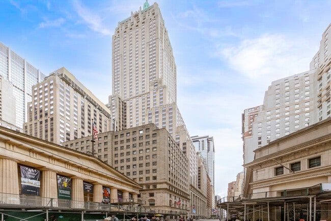 More details for 40 Wall St, New York, NY - Office, Retail to Rent