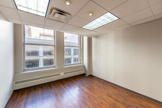 29 E Madison St, Chicago, IL to rent Interior Photo- Image 2 of 4