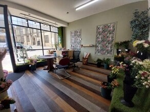 4-6 Robin Ln, Pudsey to rent Interior Photo- Image 1 of 4