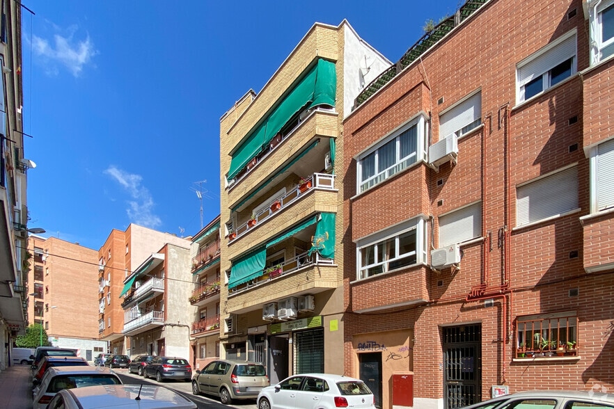 Calle Ebro, 10, Alcobendas, Madrid for sale - Building Photo - Image 3 of 3