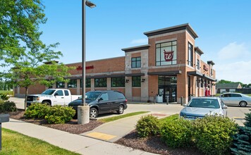 W62N190 Washington Ave, Cedarburg, WI for sale Building Photo- Image 1 of 4