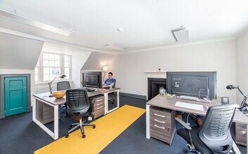 21 Young St, Edinburgh to rent Interior Photo- Image 1 of 3