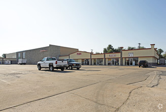 4548-4650 S May Ave, Oklahoma City, OK for sale Primary Photo- Image 1 of 1