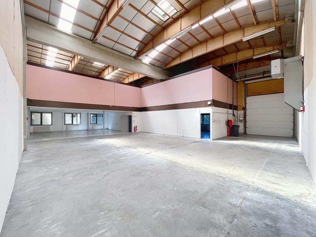 12 Chemin Des Gorges, Dardilly to rent Interior Photo- Image 1 of 13
