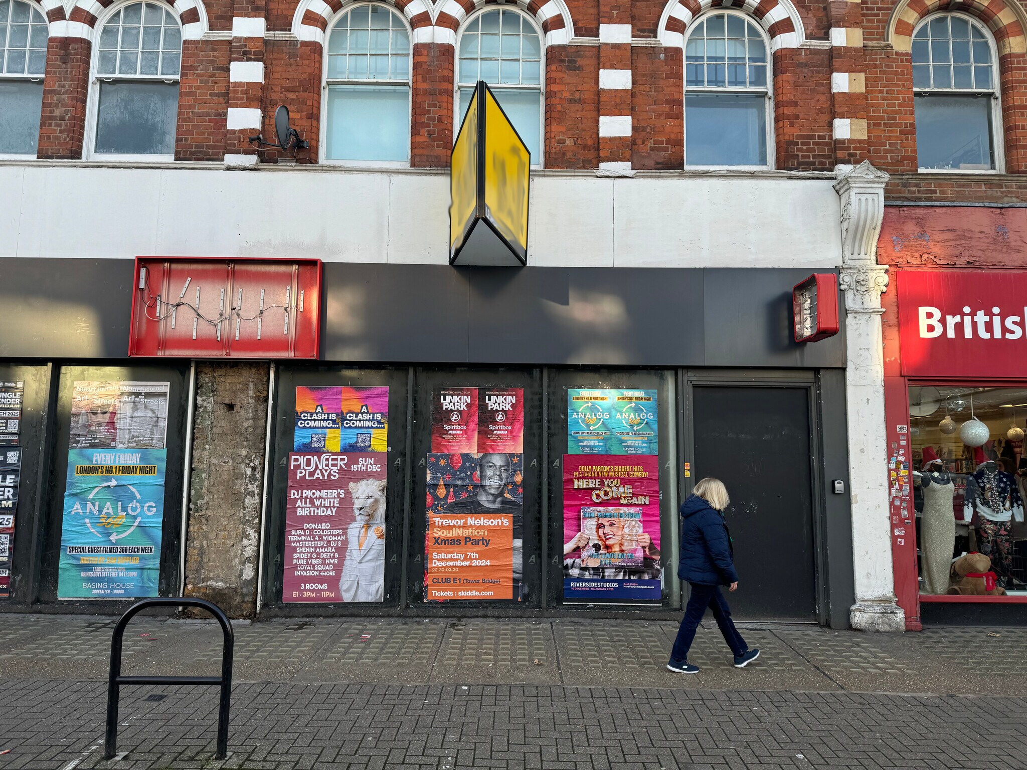 340-342 North End Rd, London to rent Primary Photo- Image 1 of 8