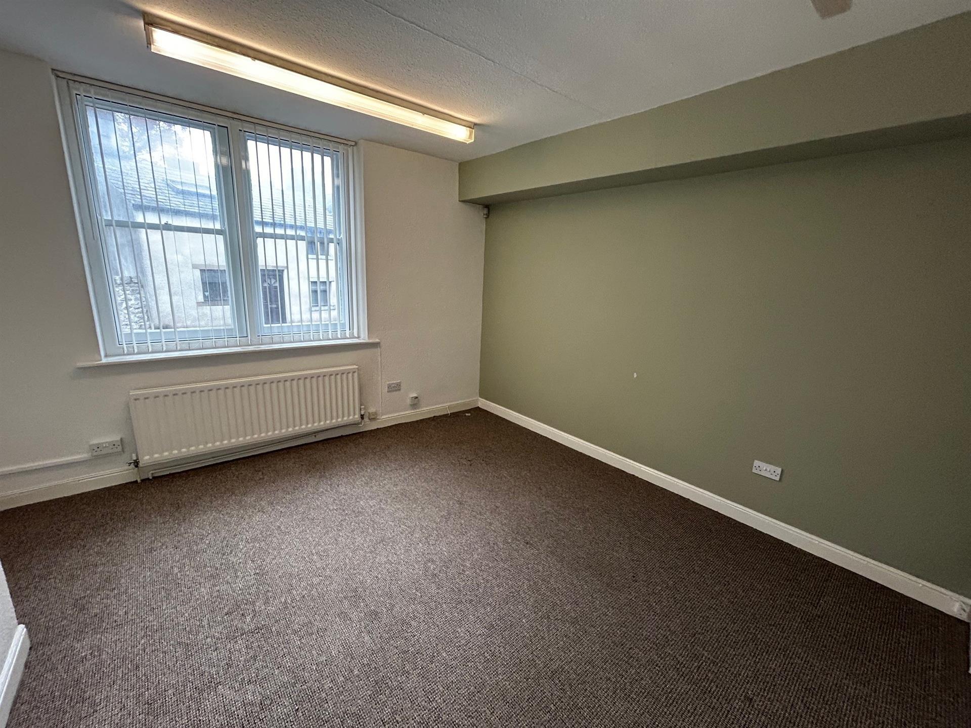5-7 Waddington Rd, Clitheroe to rent Interior Photo- Image 1 of 5