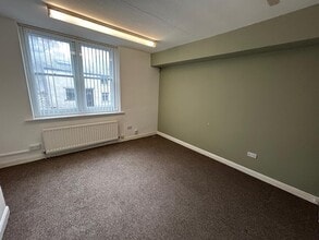 5-7 Waddington Rd, Clitheroe to rent Interior Photo- Image 1 of 5