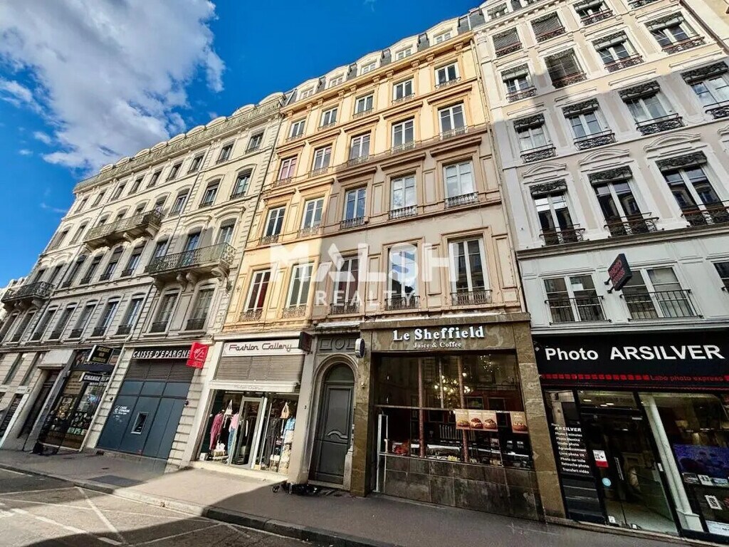 Location Bureaux 91 m² - Photo 1