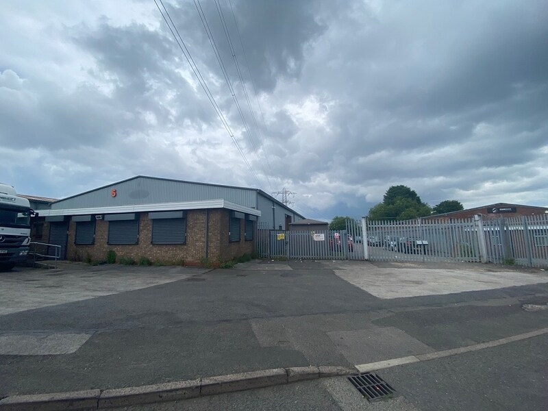Alston Rd, Oldbury to rent Building Photo- Image 1 of 8