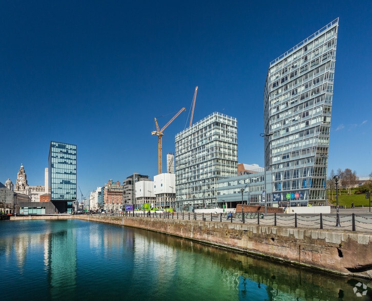 1 Mann Island, Liverpool to rent - Building Photo - Image 2 of 28