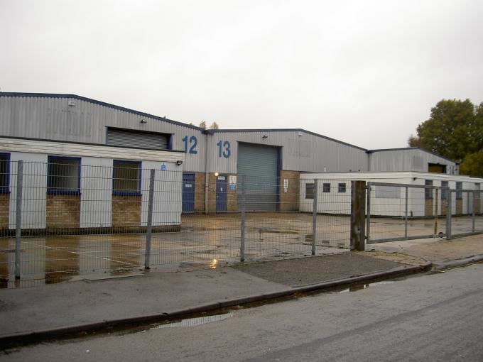 Old Station Rd, Bordon to rent - Building Photo - Image 3 of 4