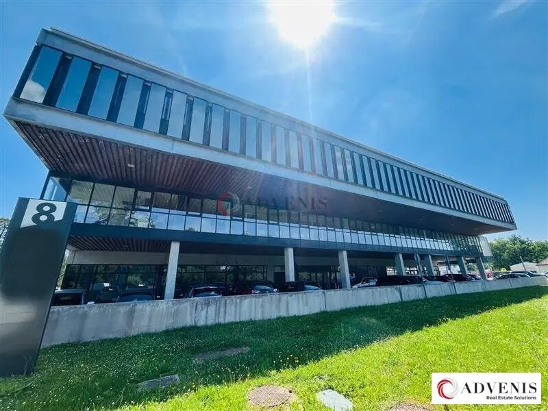 Office in Mérignac to rent Building Photo- Image 1 of 13