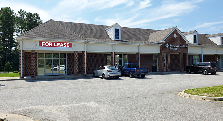 12200-12260 Branders Creek Rd, Chester, VA for rent - Building Photo - Image 1 of 6