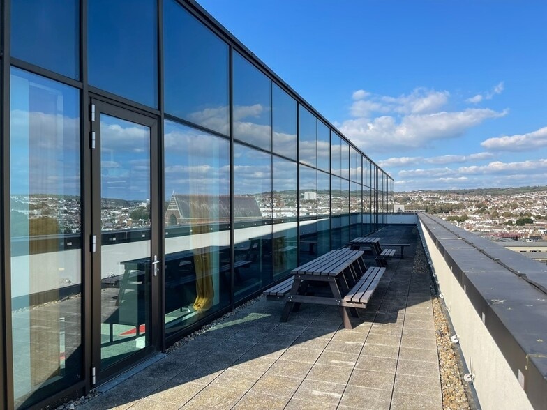 30 Station Rd, Brighton to rent - Building Photo - Image 3 of 22