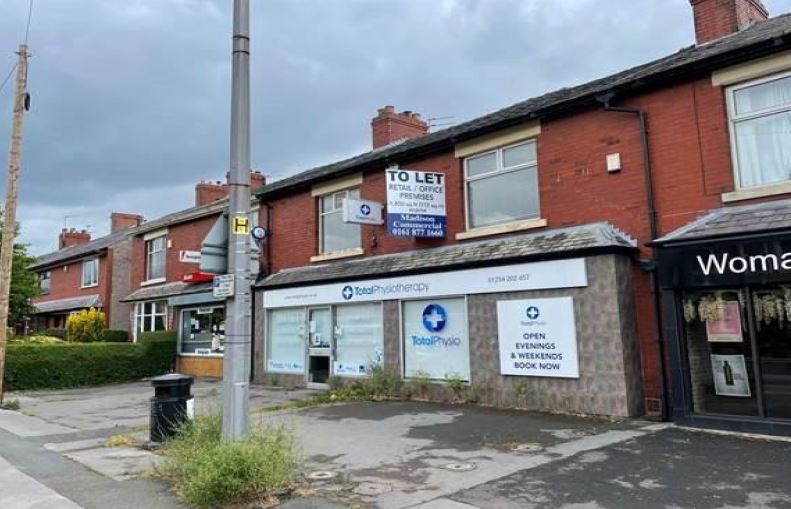 343-345 Preston Old Rd, Blackburn for sale Primary Photo- Image 1 of 1