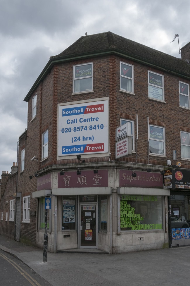 More details for 11 South Rd, Southall - Retail to Rent