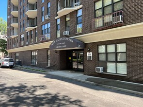 129 York St, New Haven, CT for rent Building Photo- Image 1 of 41