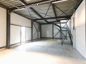 35 Rue Jean Lolive, Bagnolet to rent Interior Photo- Image 2 of 5