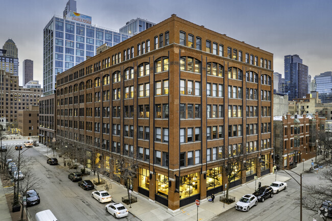 More details for 213 W Institute Pl, Chicago, IL - Office for Rent