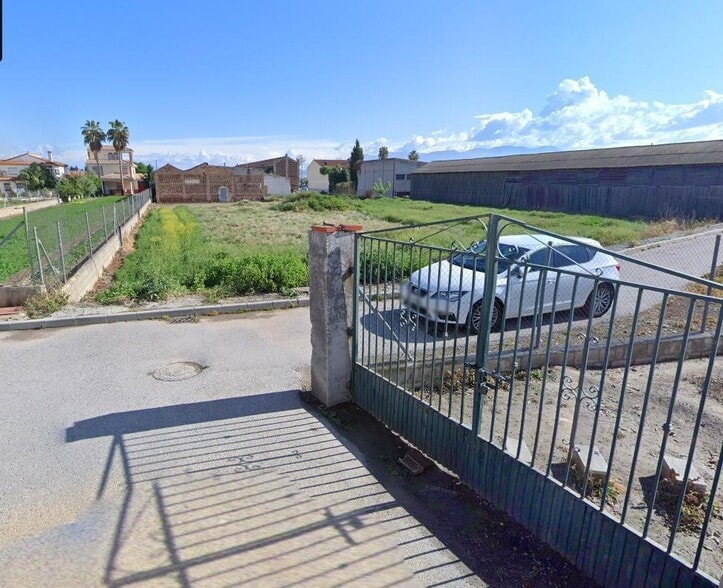 Calle Chirichi, 1-1, Vegas del Genil, Granada for sale - Building Photo - Image 2 of 3