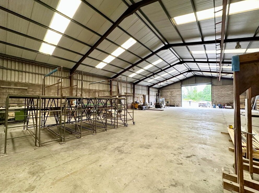 31 Coalisland Rd, Dungannon to rent Interior Photo- Image 1 of 2