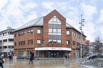 Church St E, Woking to rent Primary Photo- Image 1 of 1