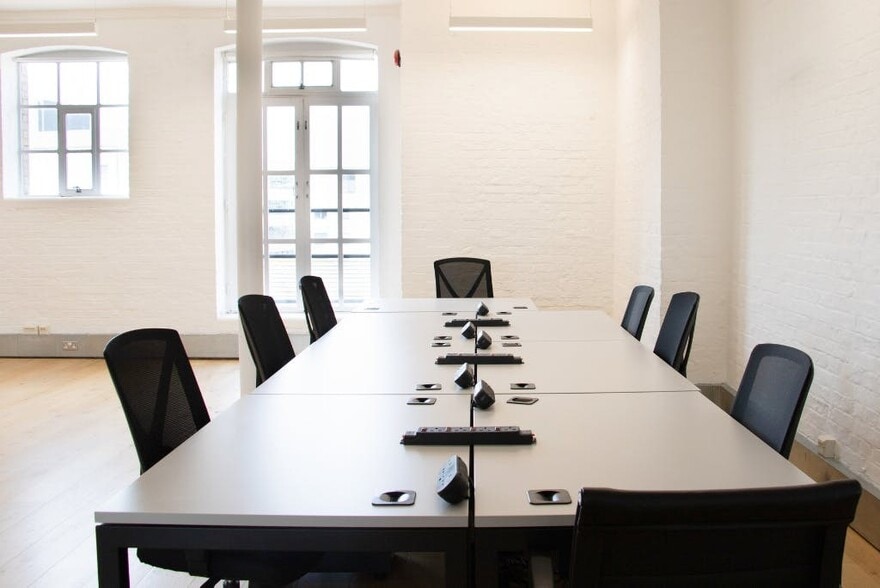 13 Bramley Rd, London to rent - Building Photo - Image 2 of 23