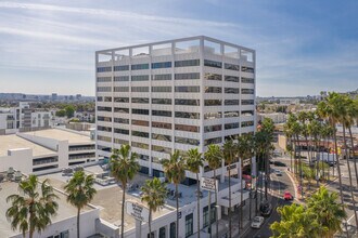 7080 Hollywood Blvd, Los Angeles, CA for rent Building Photo- Image 1 of 6