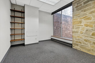 1111 Delafield St, Waukesha, WI to rent Interior Photo- Image 2 of 11