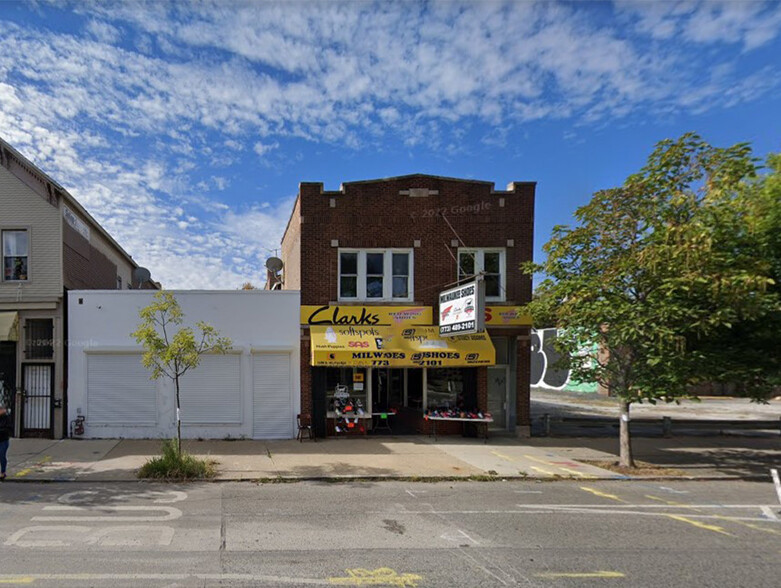 2100 N Milwaukee Ave, Chicago, IL for sale - Primary Photo - Image 1 of 1