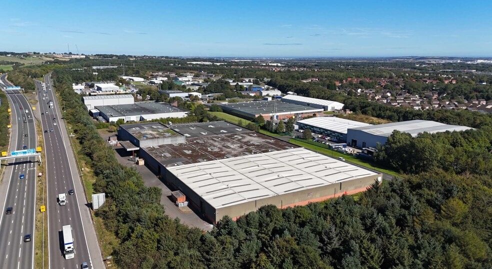 Crowther Rd, Washington to rent - Primary Photo - Image 1 of 18