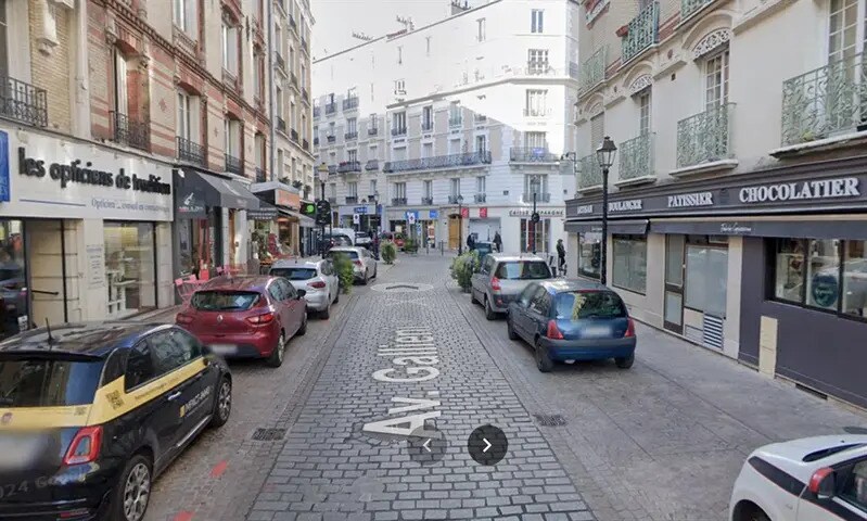 Retail in Courbevoie to rent - Building Photo - Image 2 of 3