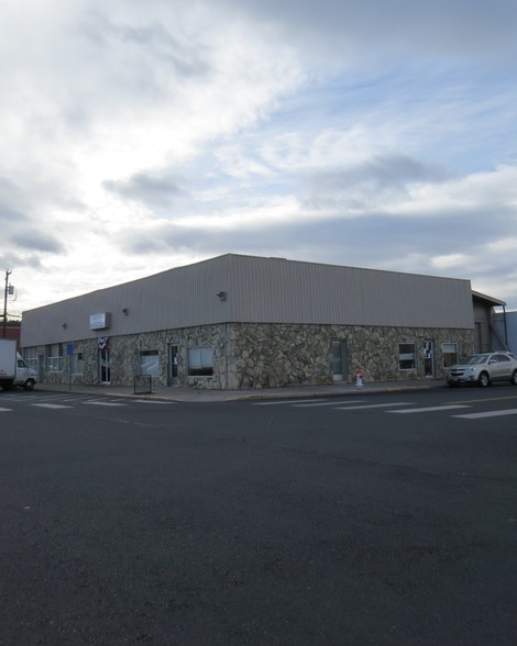 280 NE 4th St, Prineville, OR for sale - Primary Photo - Image 1 of 1