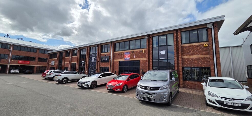 Pride Park, Derby to rent - Building Photo - Image 2 of 2