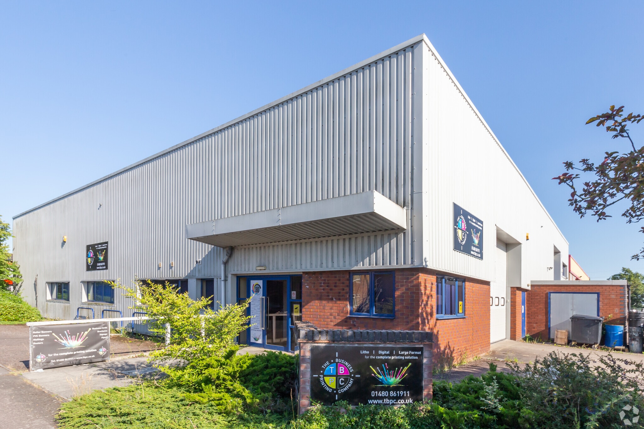 1 Forge Clos, Eaton Socon to rent Building Photo- Image 1 of 3