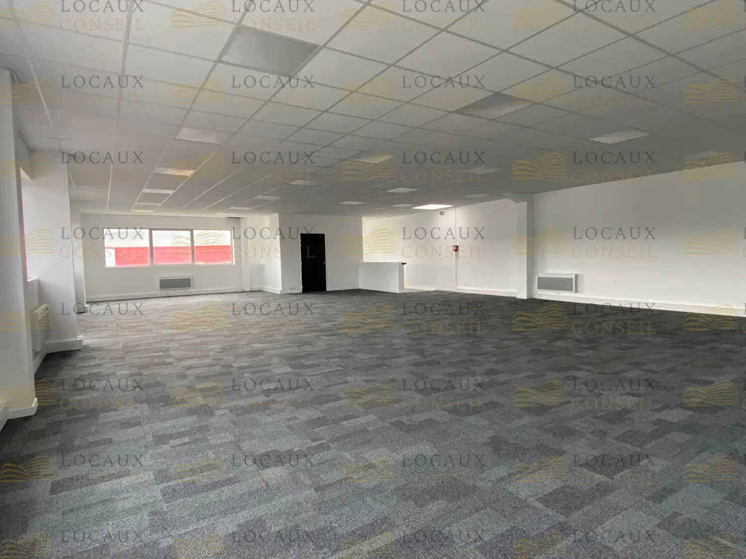 Light Industrial in Argenteuil to rent Interior Photo- Image 1 of 6
