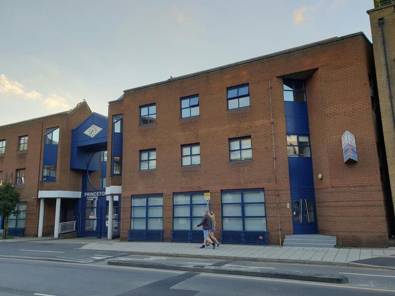 167-169 London Rd, Kingston Upon Thames to rent - Building Photo - Image 2 of 16