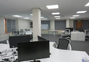 9 Oriel Ct, Alton to rent Interior Photo- Image 1 of 1