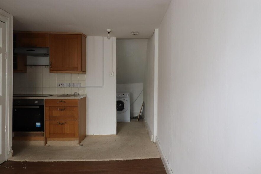 6-8 High St, Dover for sale - Building Photo - Image 2 of 34