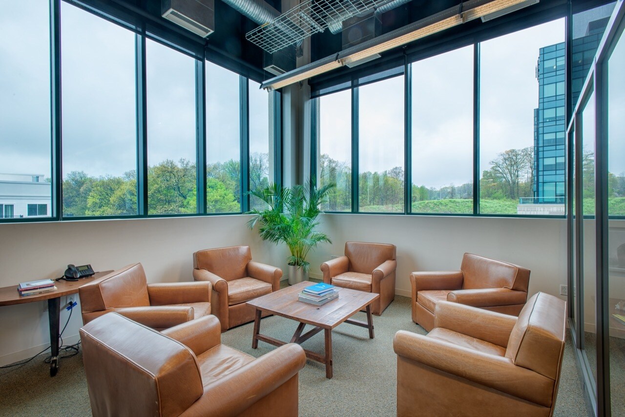 20 Glover Ave, Norwalk, CT to rent Interior Photo- Image 1 of 1